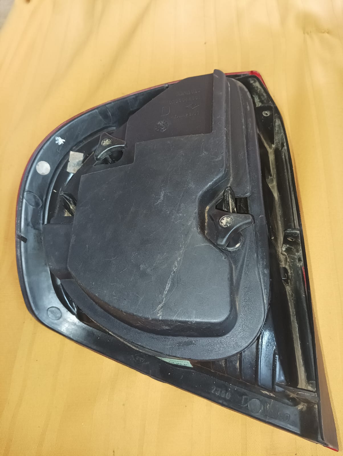 Foco trasero izquierdo Renault clio 2007