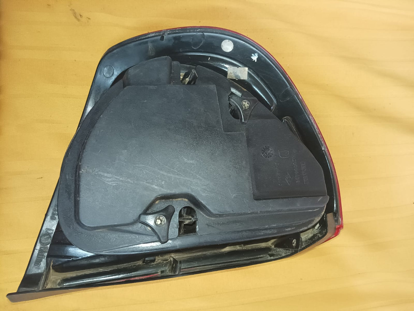 Foco trasero izquierdo Renault clio 2007