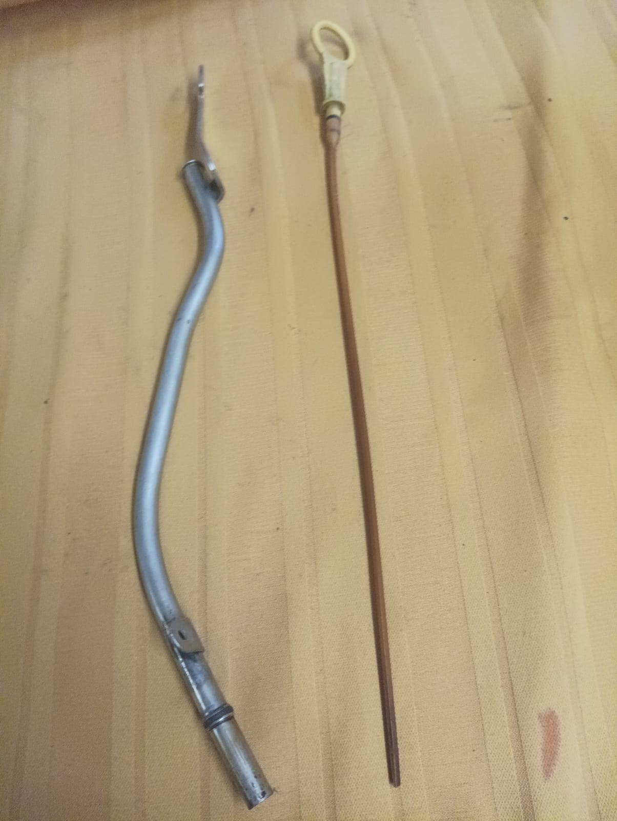 Varilla y funda de aceite de renault clio 2007