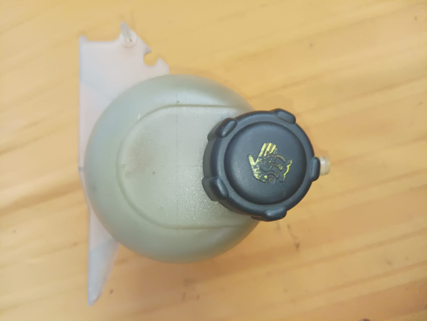 Deposito refrigerante de renault clio 2007