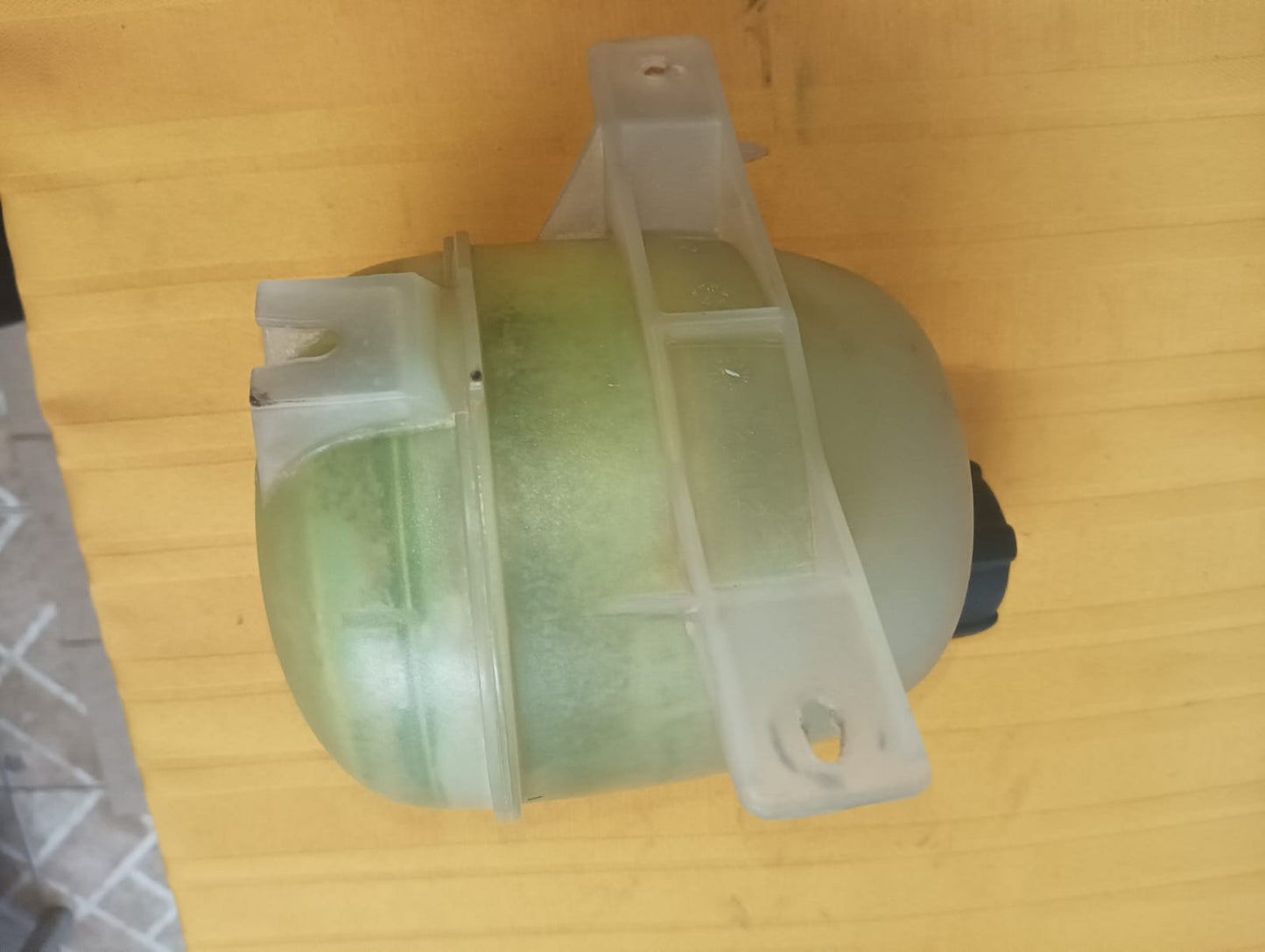 Deposito refrigerante de renault clio 2007