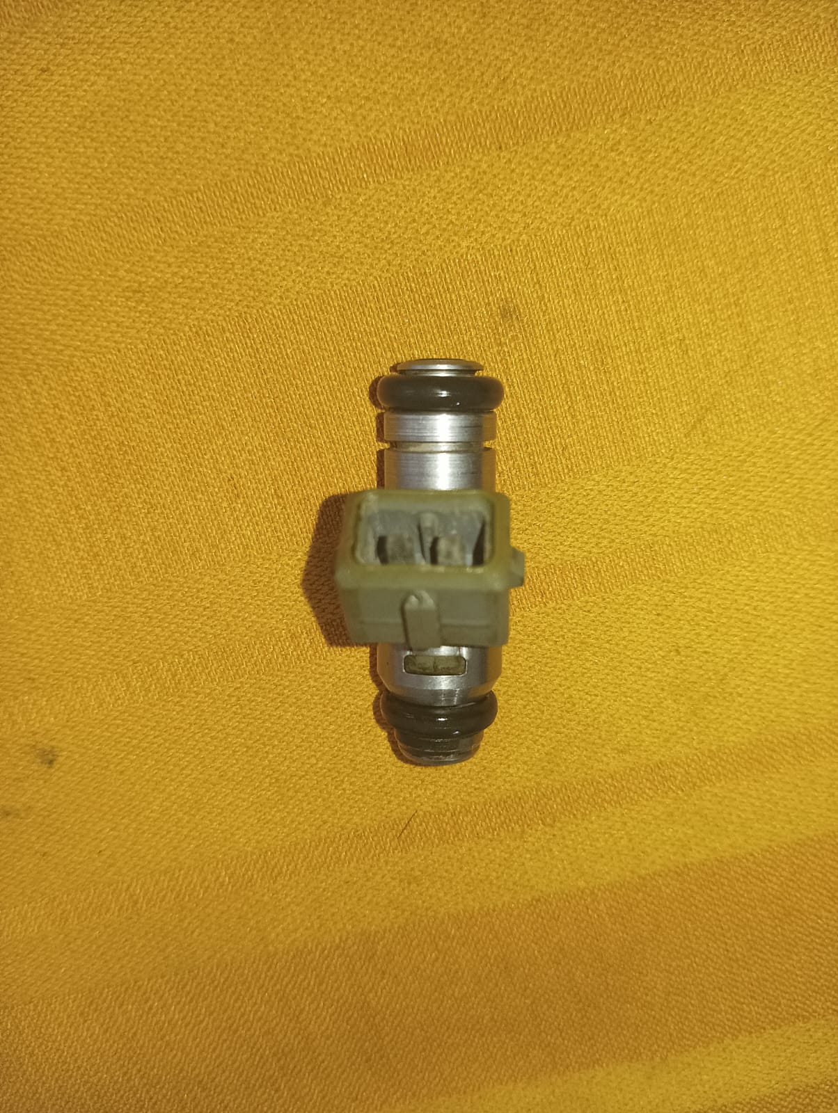 Inyector de combustible de renault clio 2007