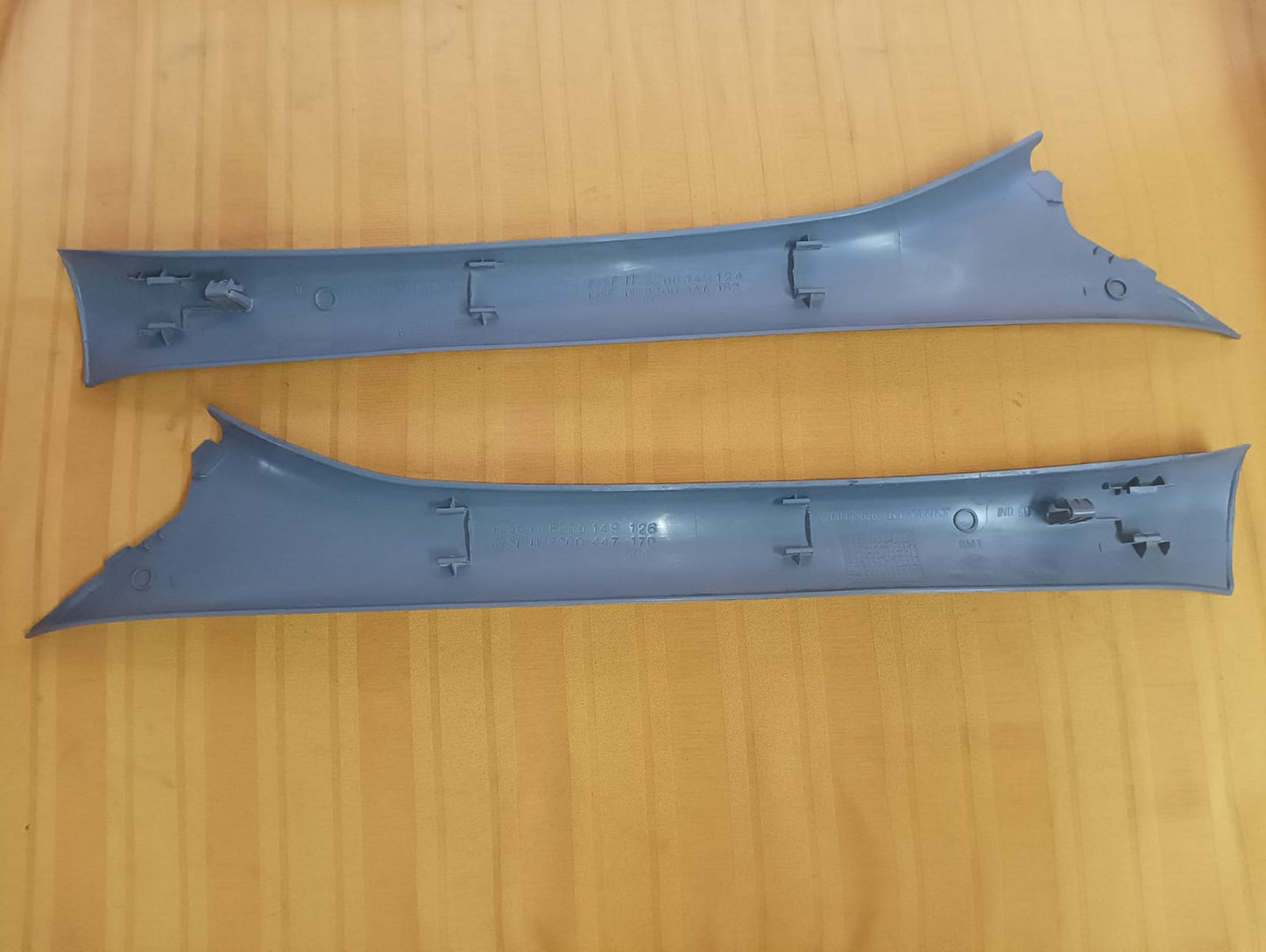 Molduras cubre pilar delantero de renault clio 2007