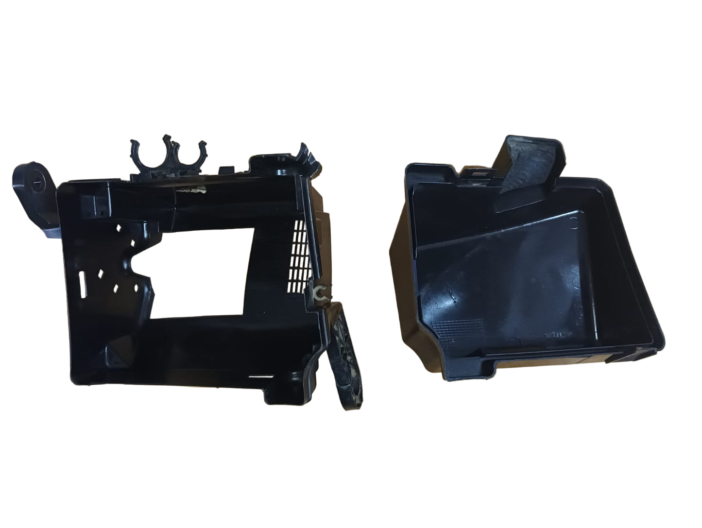 Cubre porta-fusilera exterior de Peugeot 206 1.6 año 2006