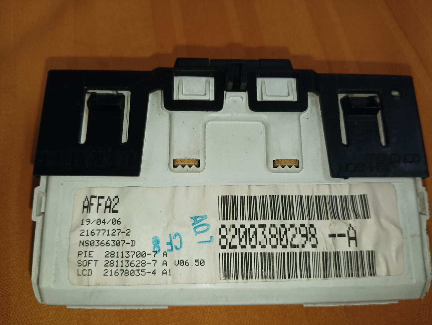 Reloj de horario y temperatura renault clio 2007