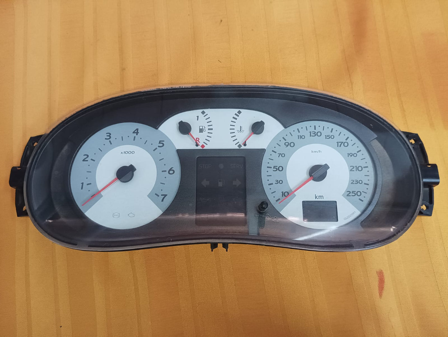 Tablero de instrumento de renault clio 2007