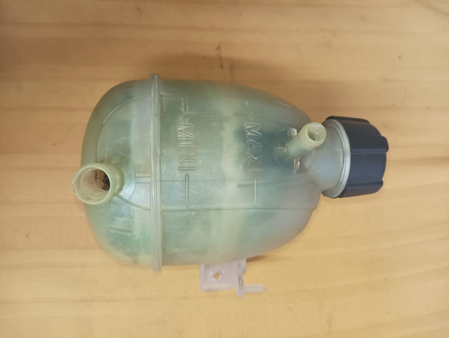 Deposito refrigerante de renault clio 2007