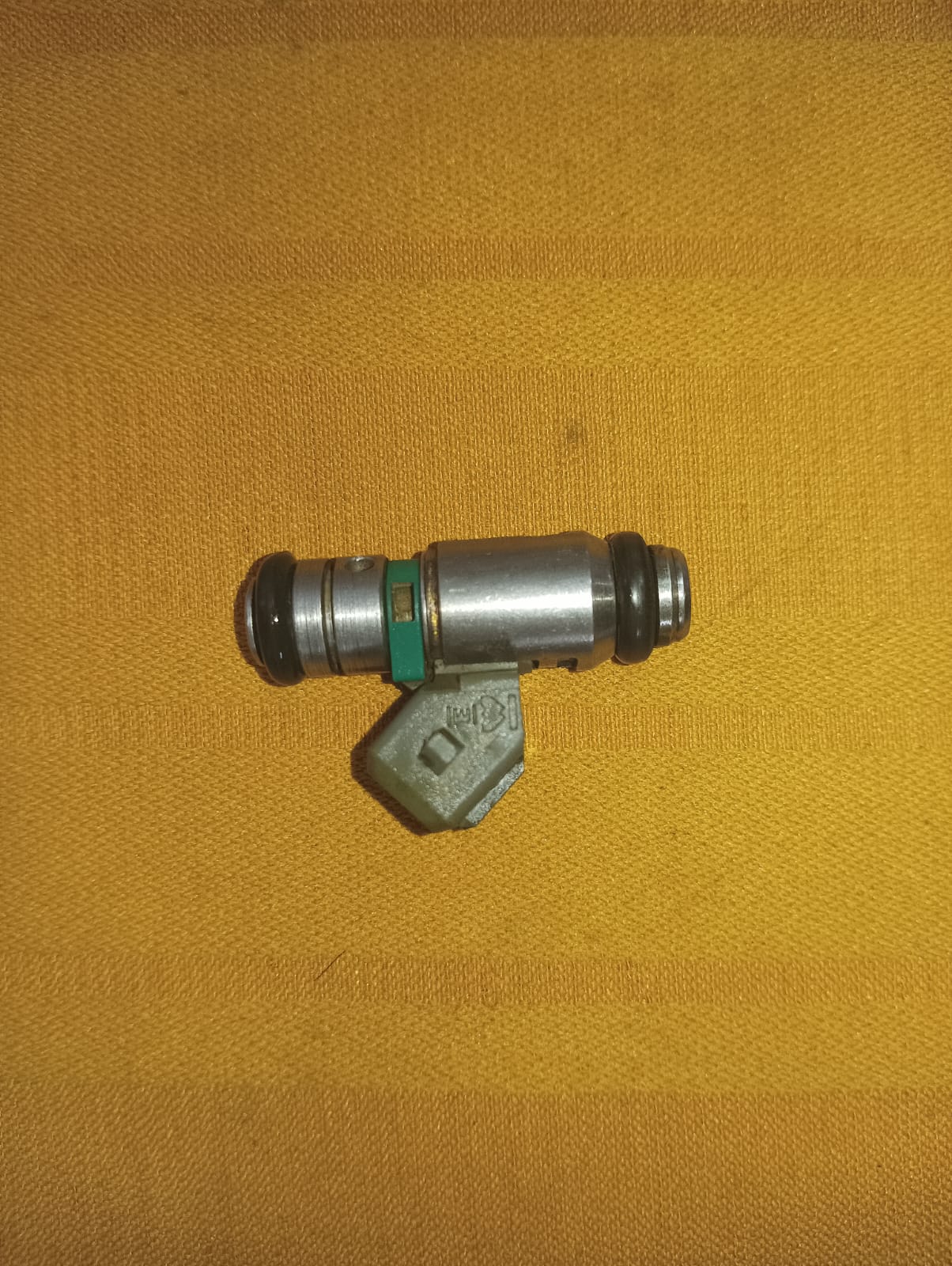 Inyector de combustible de renault clio 2007