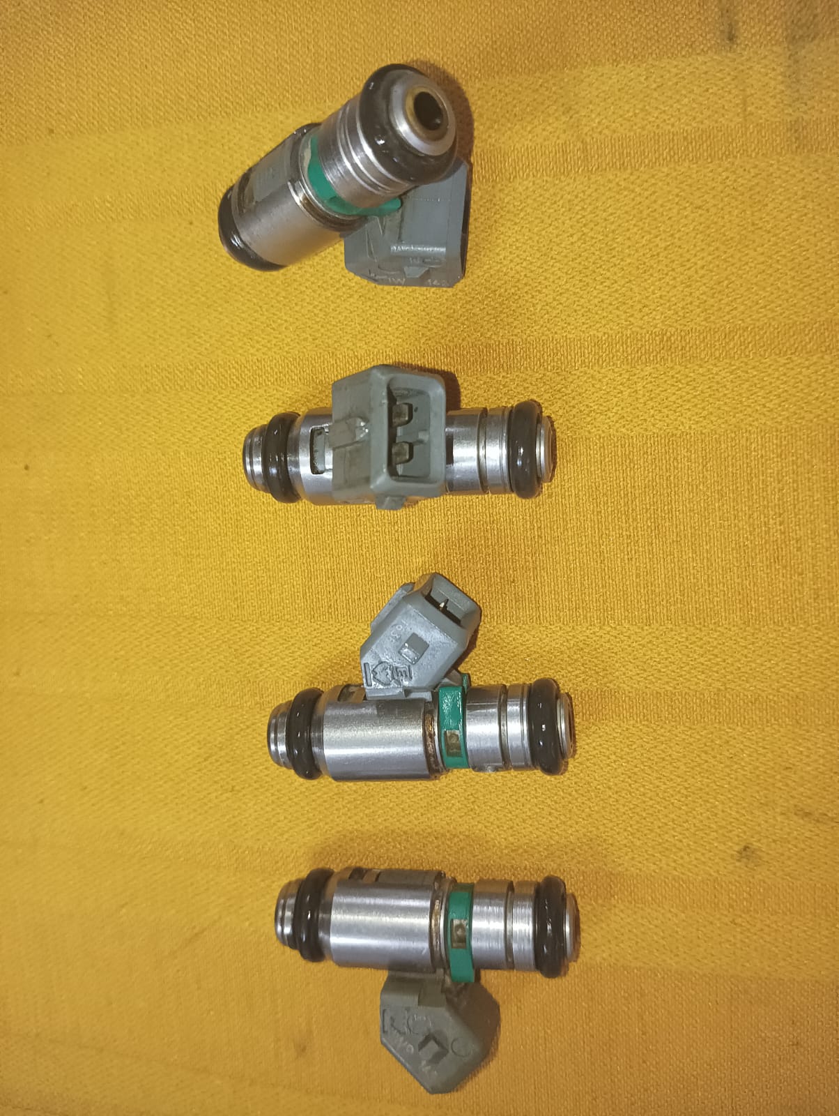 Inyector de combustible de renault clio 2007