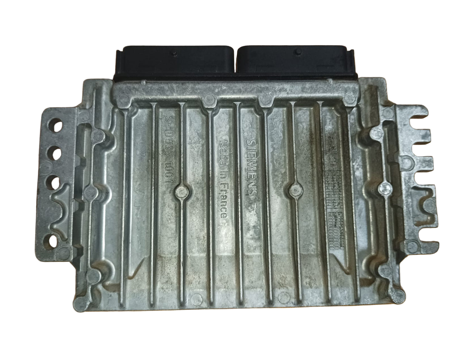 Computadora o ecu de Renault Clio manual  2007 16 valvulas 1.6