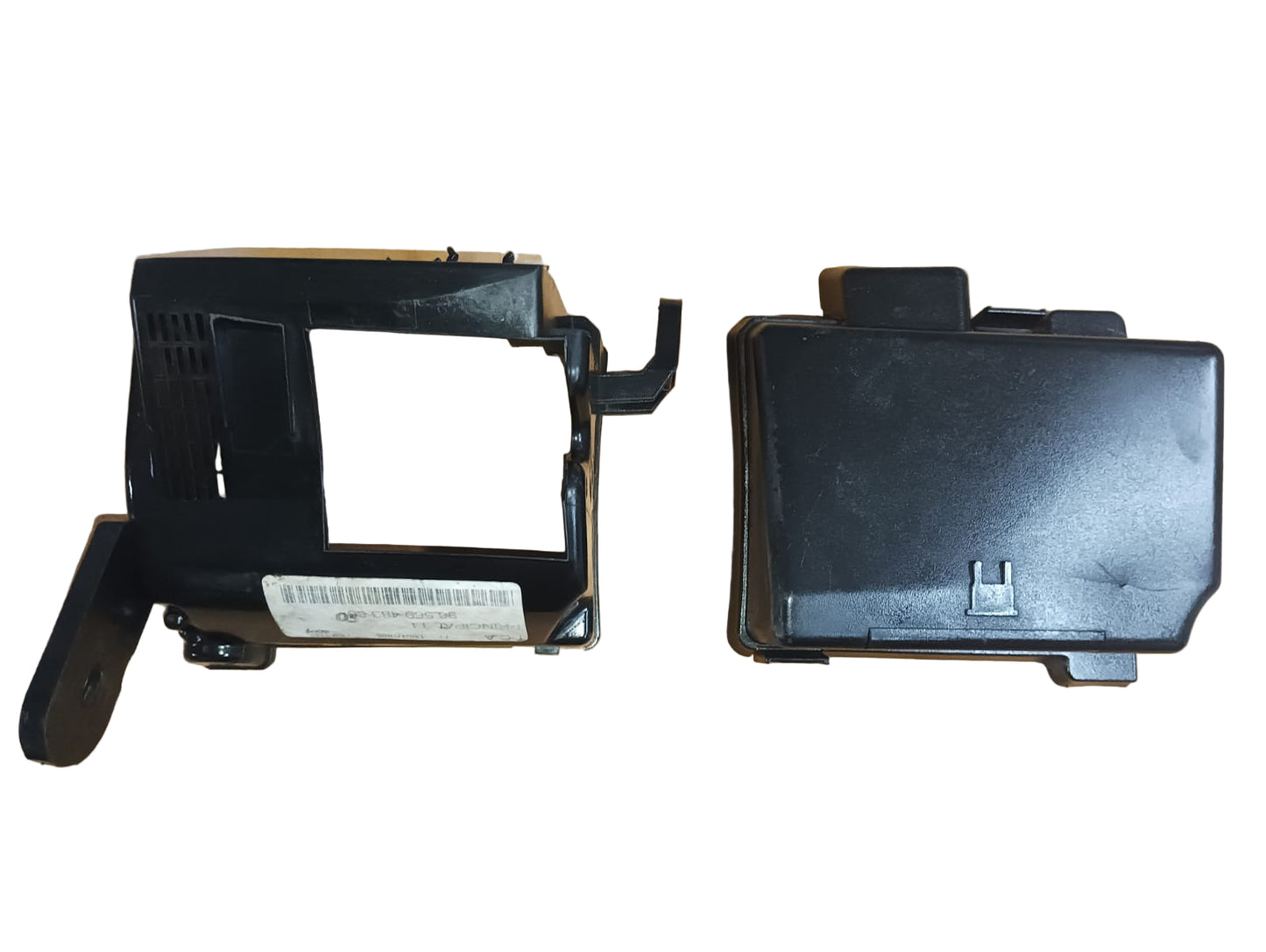 Cubre porta-fusilera exterior de Peugeot 206 1.6 año 2006