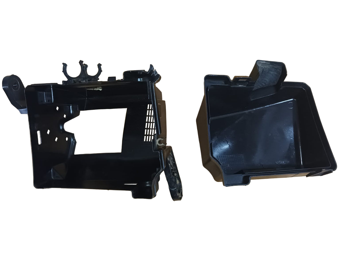 Cubre porta-fusilera exterior de Peugeot 206 1.6 año 2006