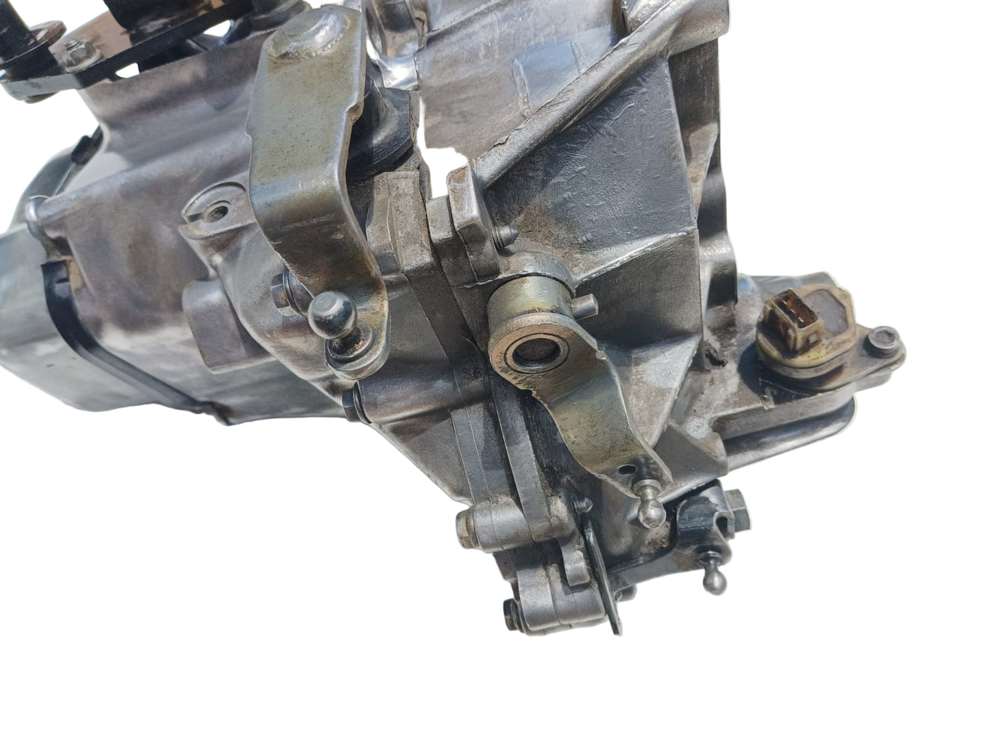 Caja de cambio o trasmisión del Peugeot 206 1.6 16 valvulas  mecanica