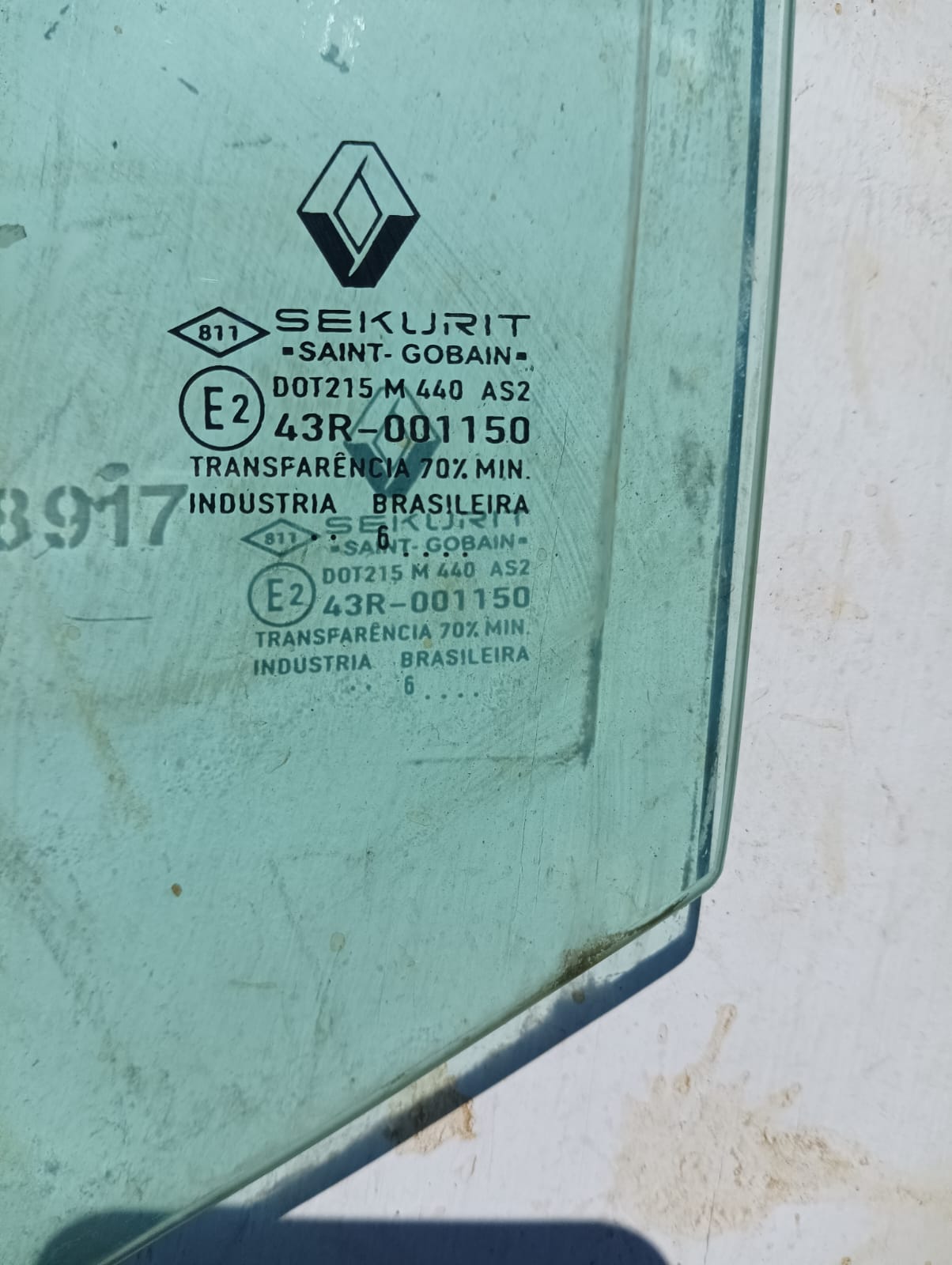 Vidrio trasero izquierdo de Renault Clio 2007 sedan