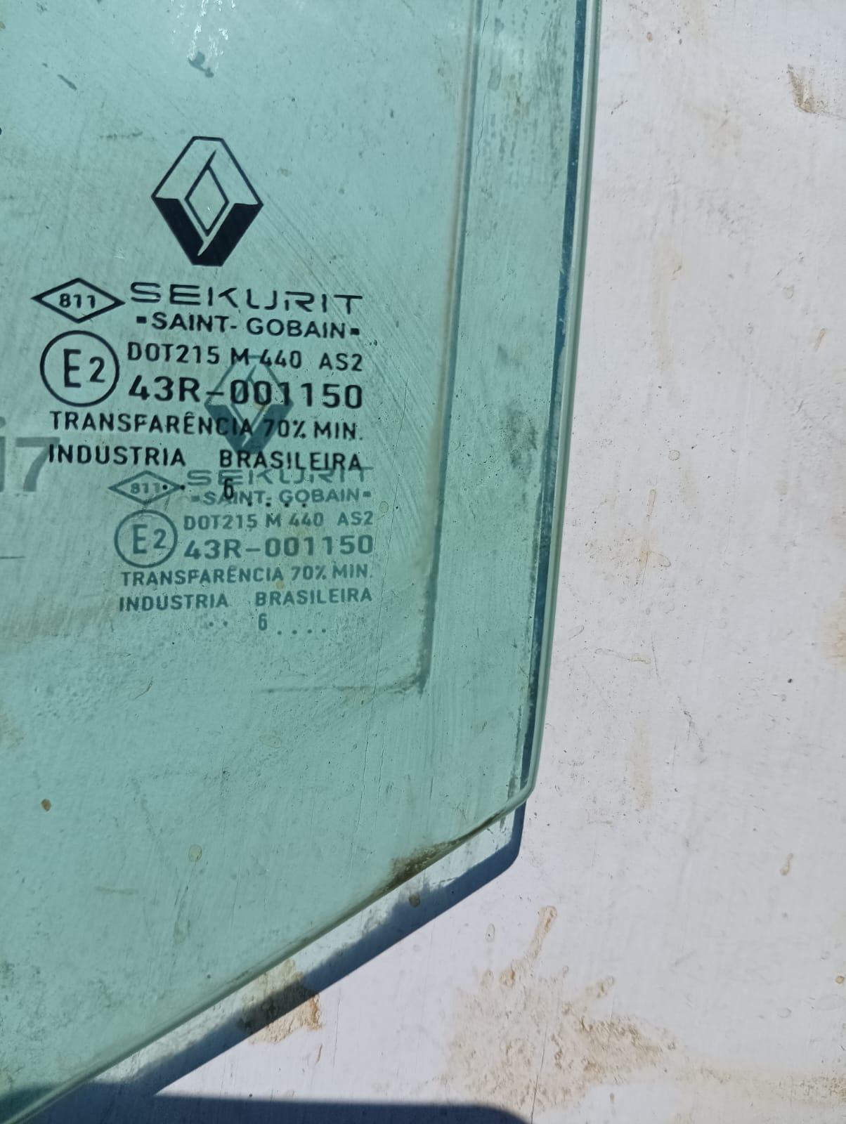 Vidrio trasero izquierdo de Renault Clio 2007 sedan