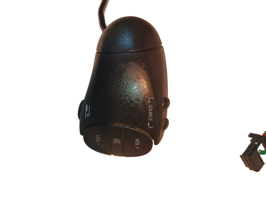 Comando de volumen de radio del Renault Clio 2007