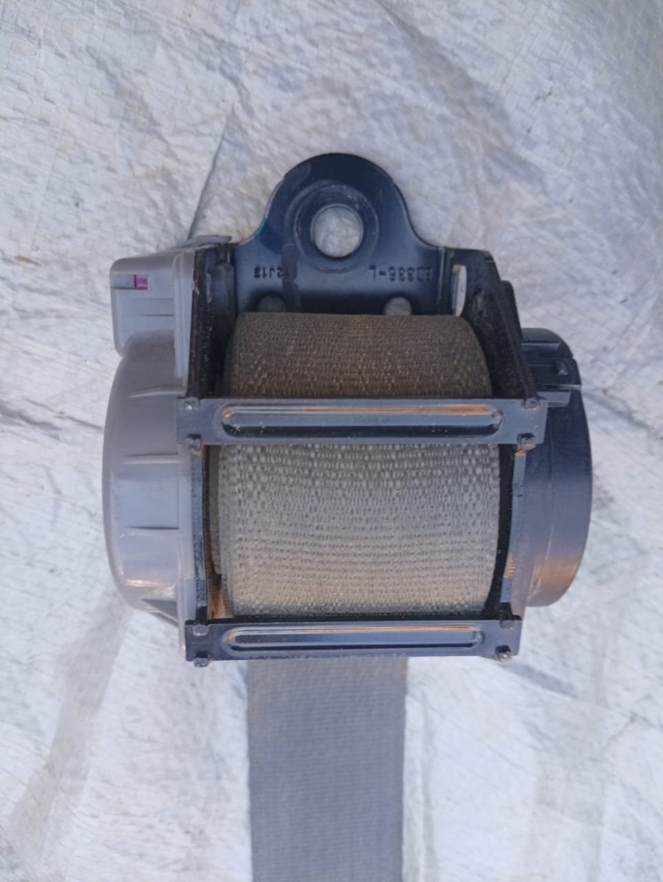 Cinturón de seguridad trasero izquierdo de  Spark GT modelos 2010–2013