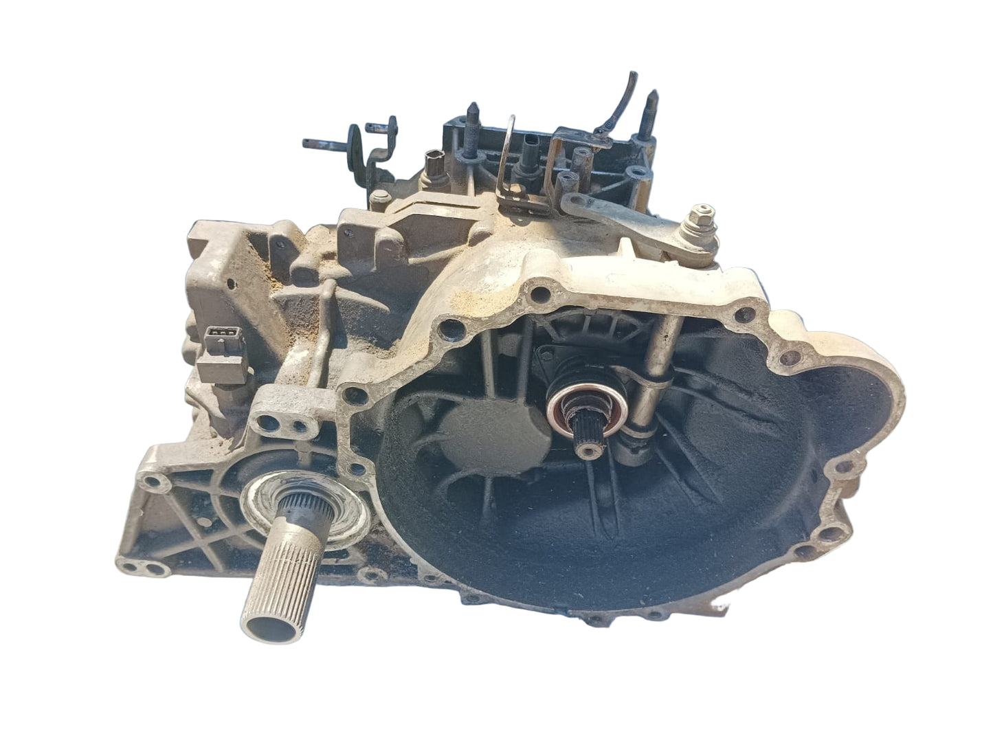 Caja de cambios mecánica 4x4  Hyundai Tucson 2007 motor 2.0 diésel.