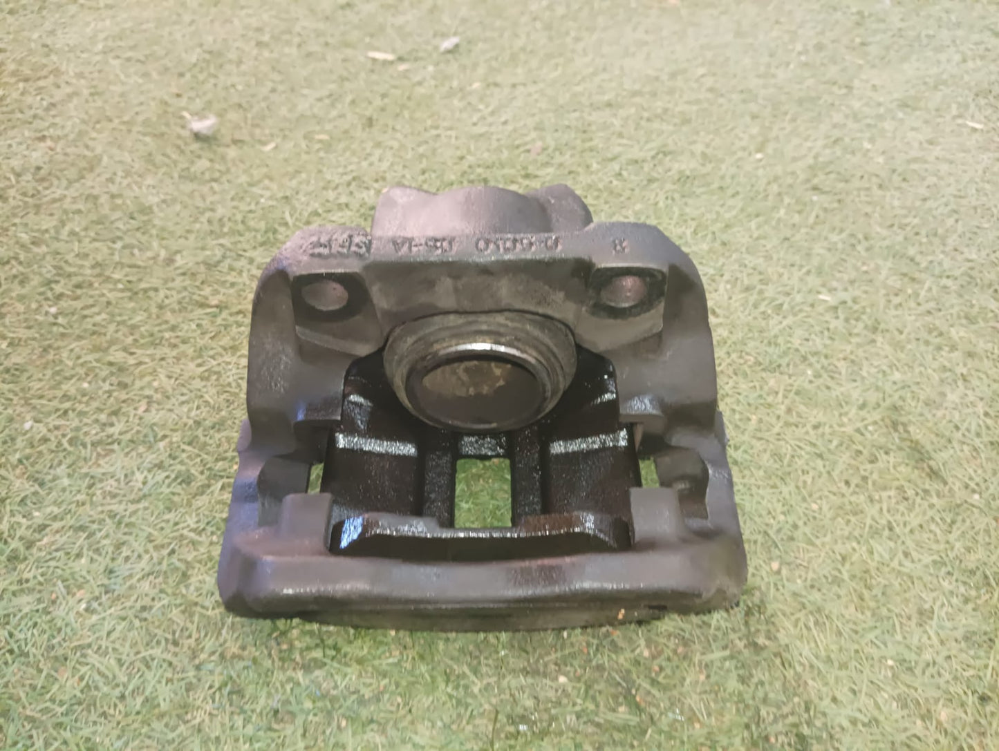 Caliper delantero derecho original para Renault Clio 2007 1.6 16 válvulas sedán