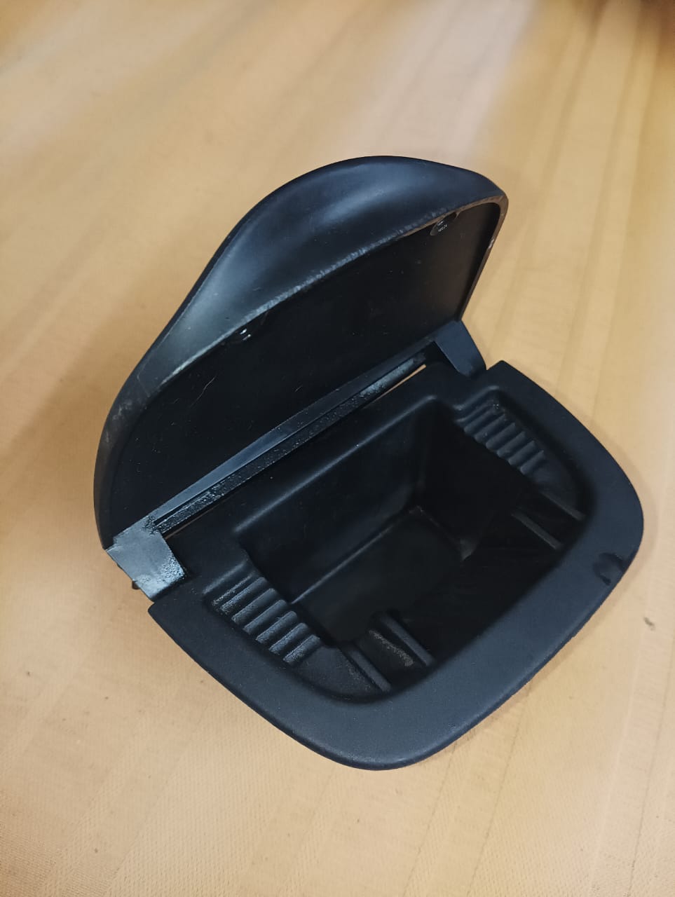 Cenicero de Peugeot 206